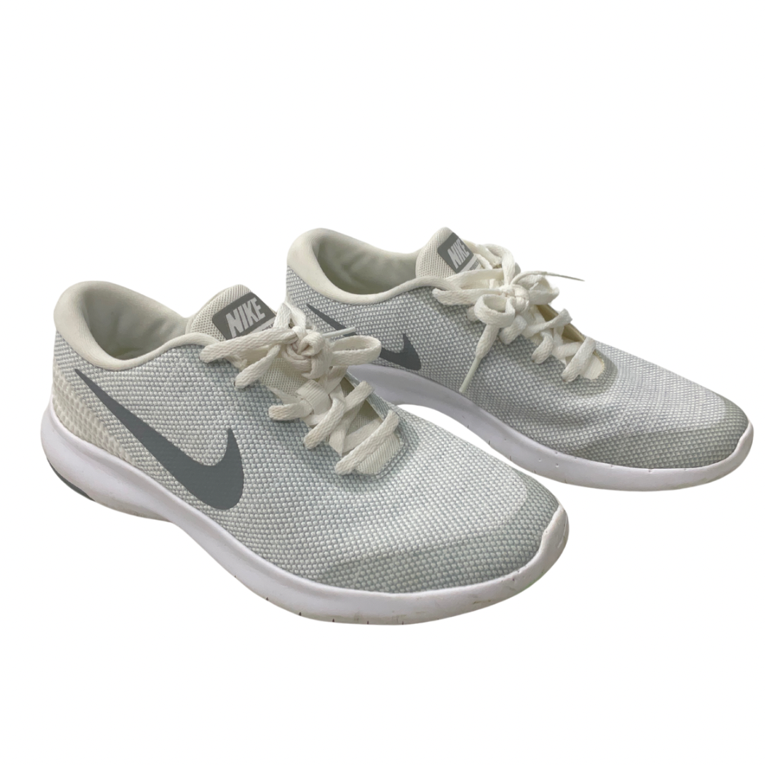 Shoes Athletic By Nike In Grey, Size: 8