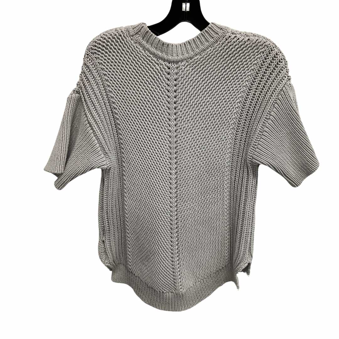 Sweater Short Sleeve By Banana Republic In Grey, Size: M