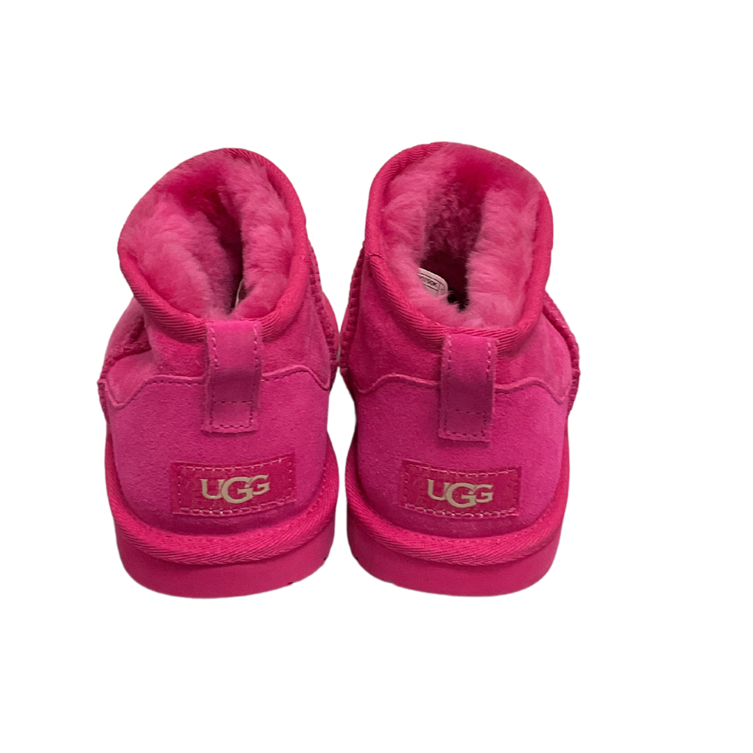 Boots Ankle Flats By Ugg In Pink, Size: 6