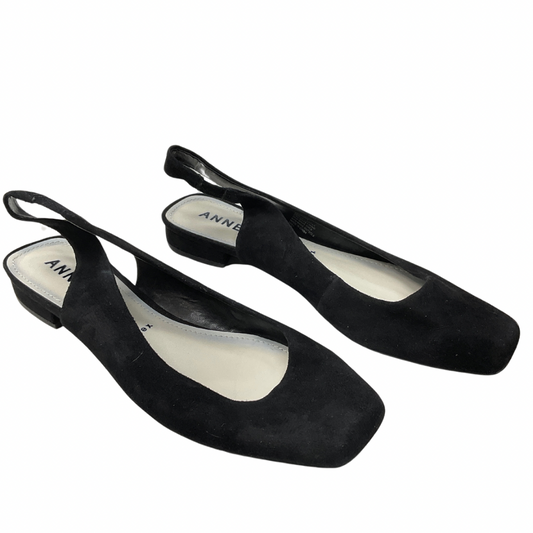 Shoes Flats By Anne Klein In Black, Size: 10