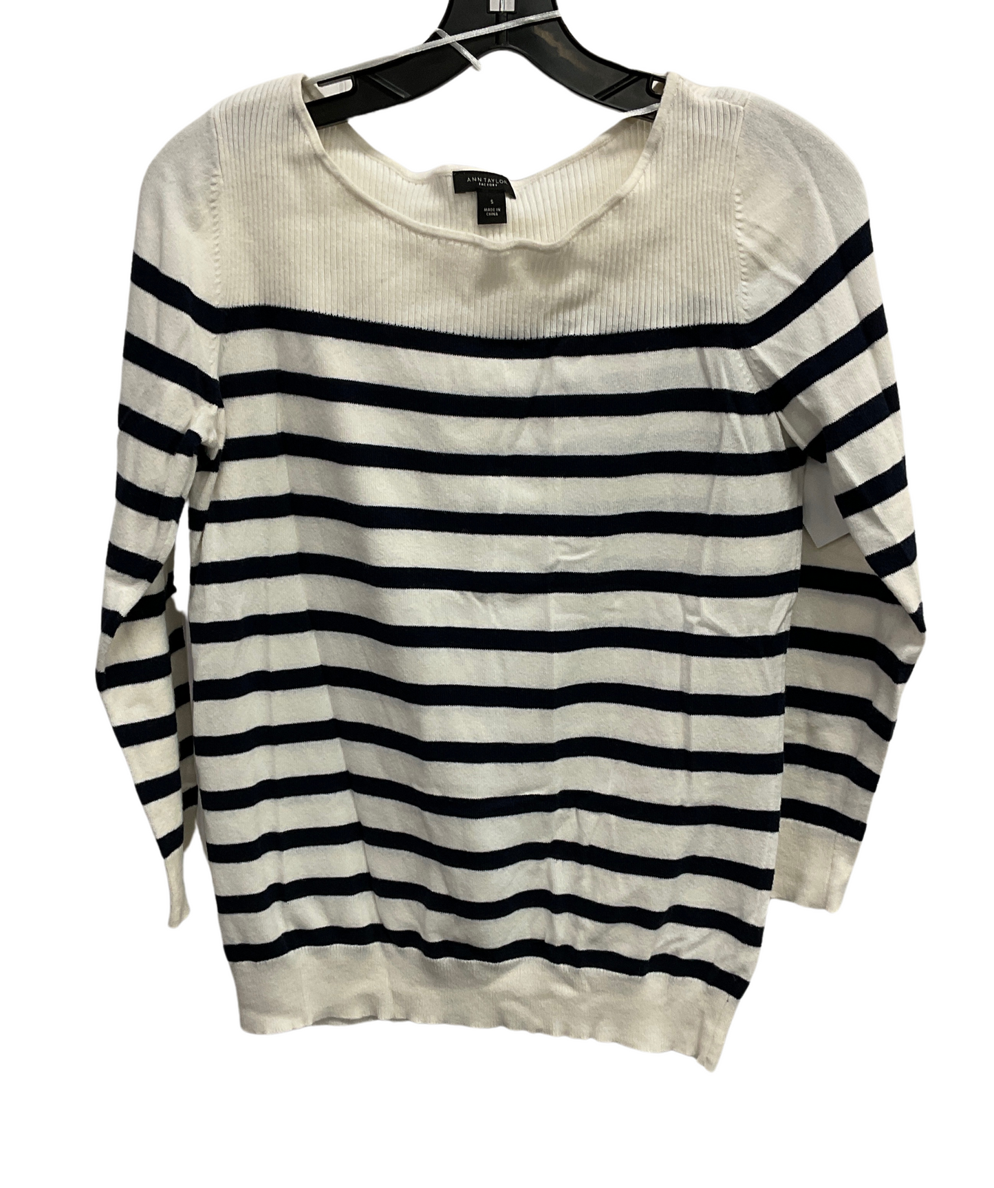 Top Long Sleeve By Ann Taylor In Striped Pattern, Size: S