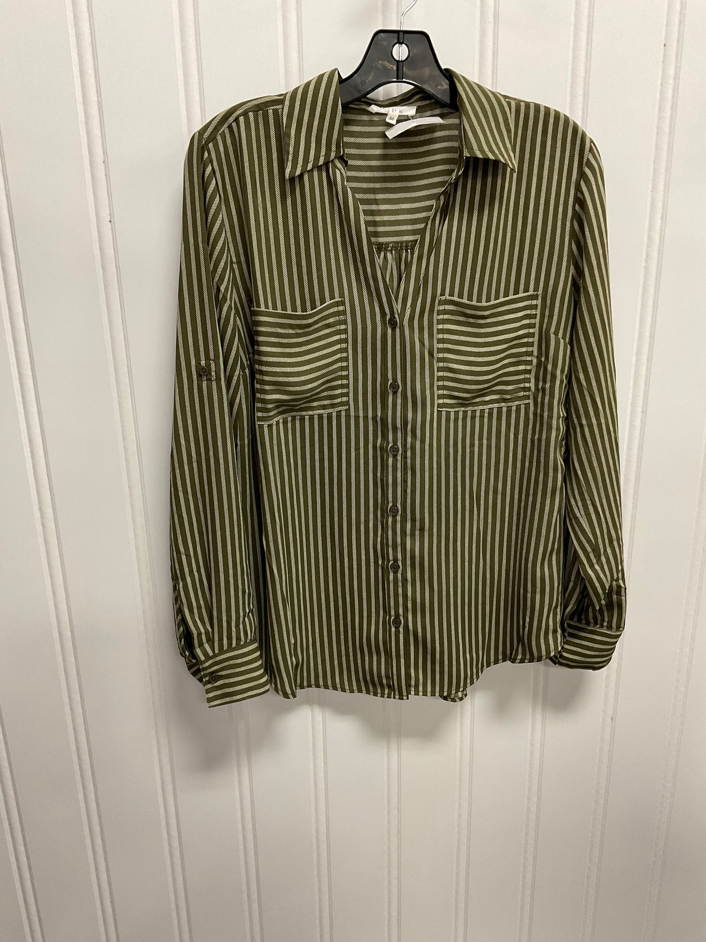 Top Long Sleeve By Maurices In Green, Size: M