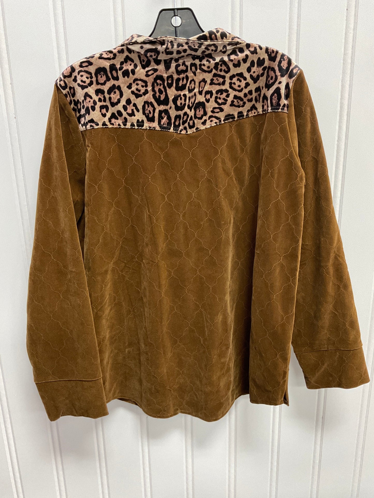 Top Long Sleeve By Umgee In Brown, Size: M