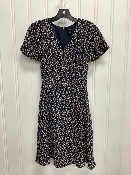 Dress Casual Short By Ann Taylor In Navy, Size: Xs