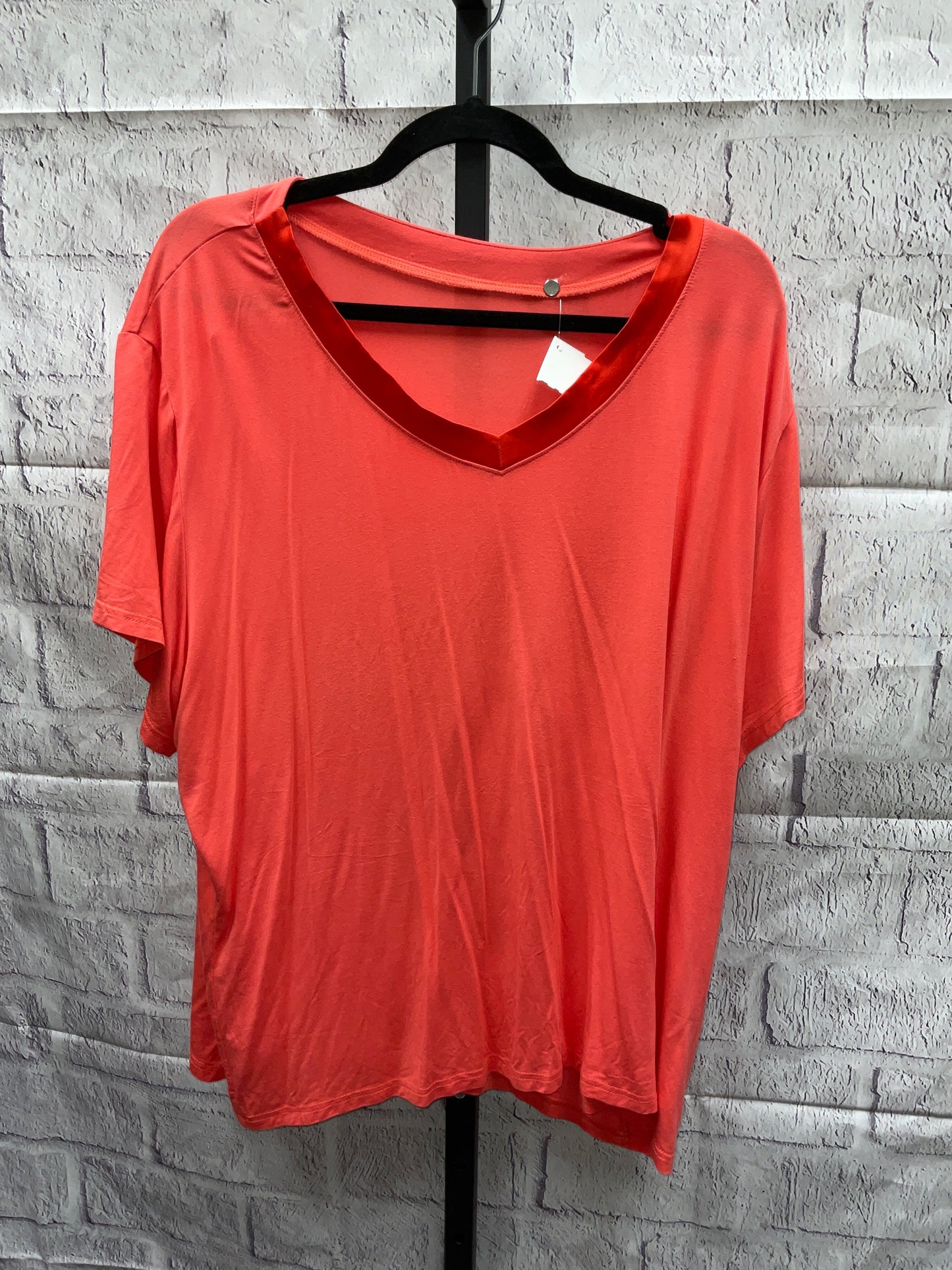 Top Short Sleeve Basic By Clothes Mentor  Size: 3x