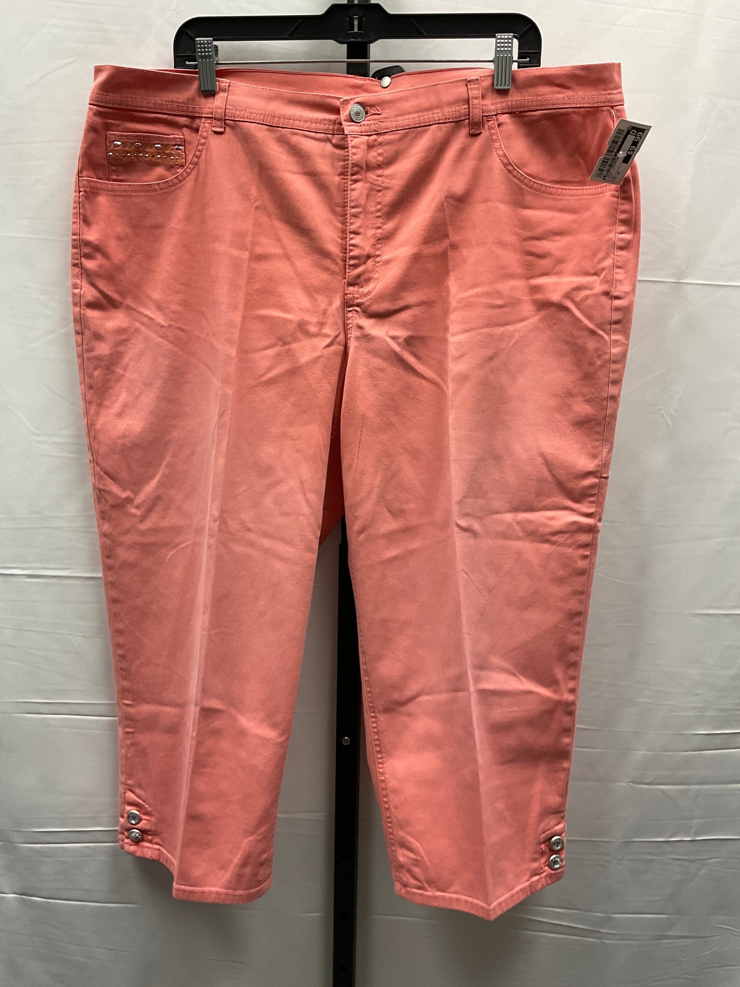 Pants Cropped By Jaclyn Smith  Size: 18