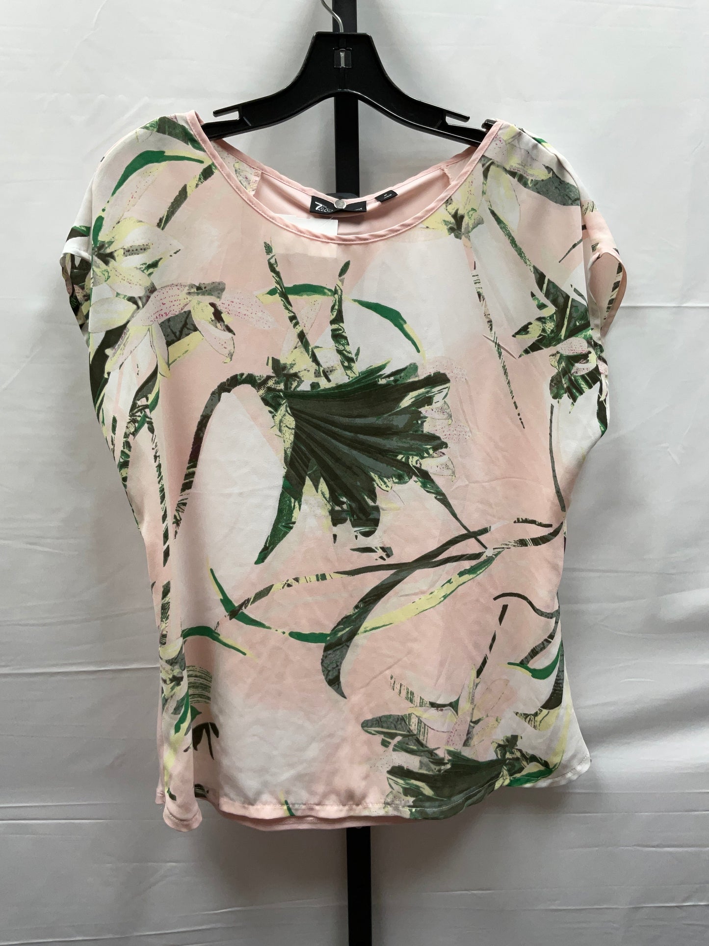 Green & Pink Top Short Sleeve New York And Co, Size M