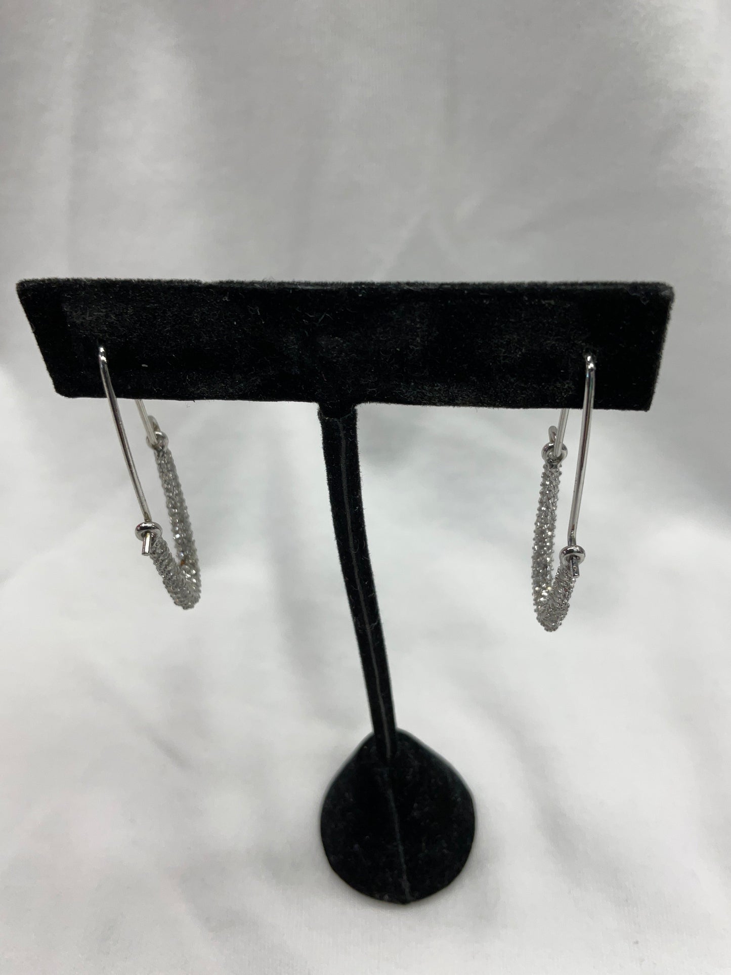 Earrings Hoop By Clothes Mentor  Size: 02 Piece Set