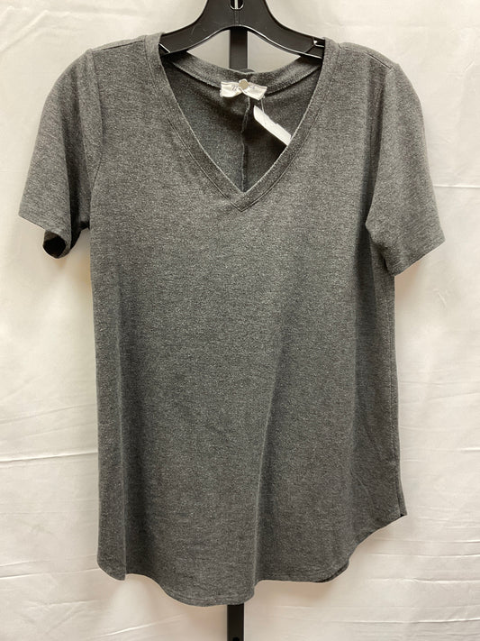 Grey Top Short Sleeve Basic Zenana Outfitters, Size S