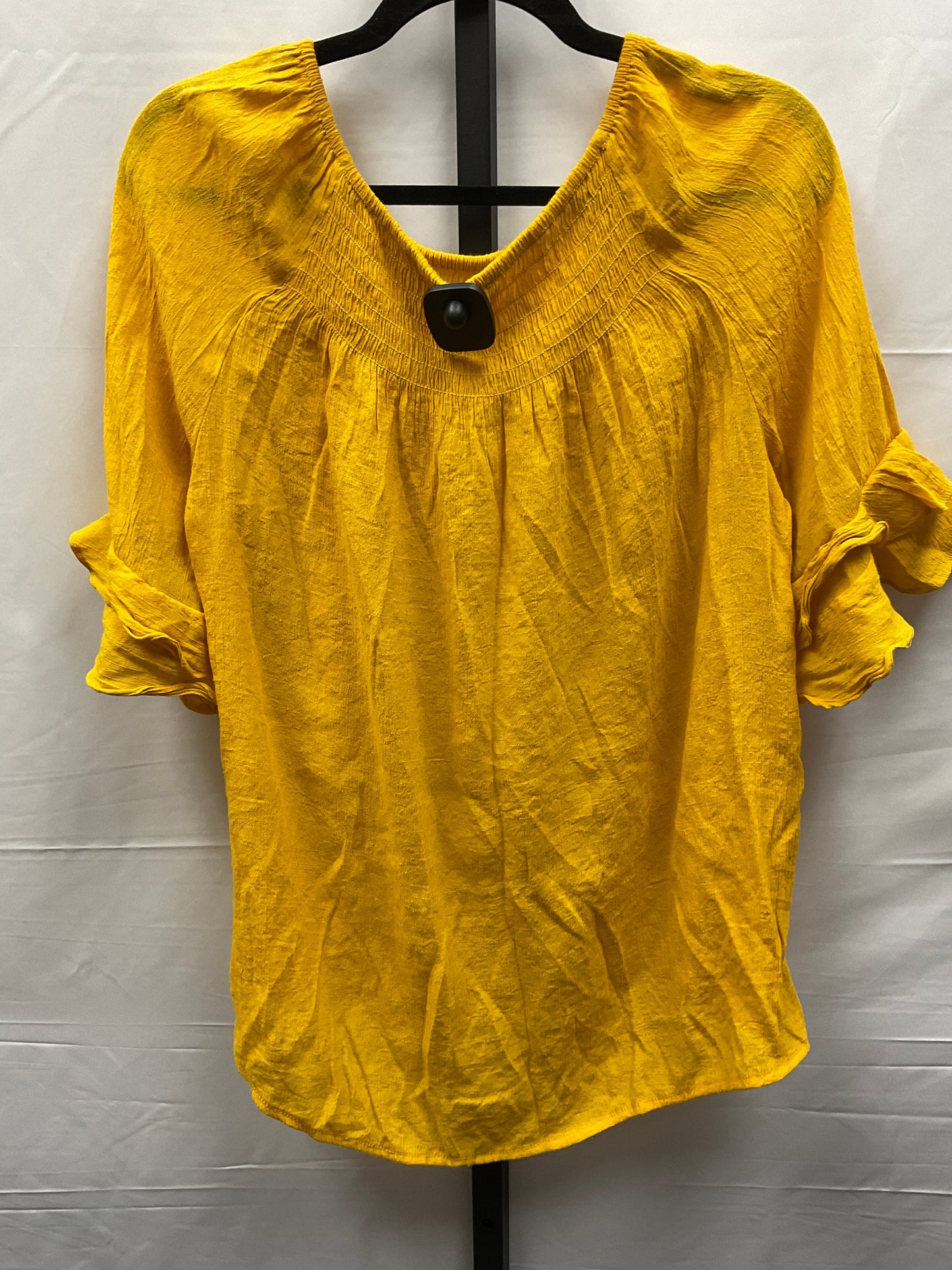 Yellow Top Short Sleeve Cato, Size L