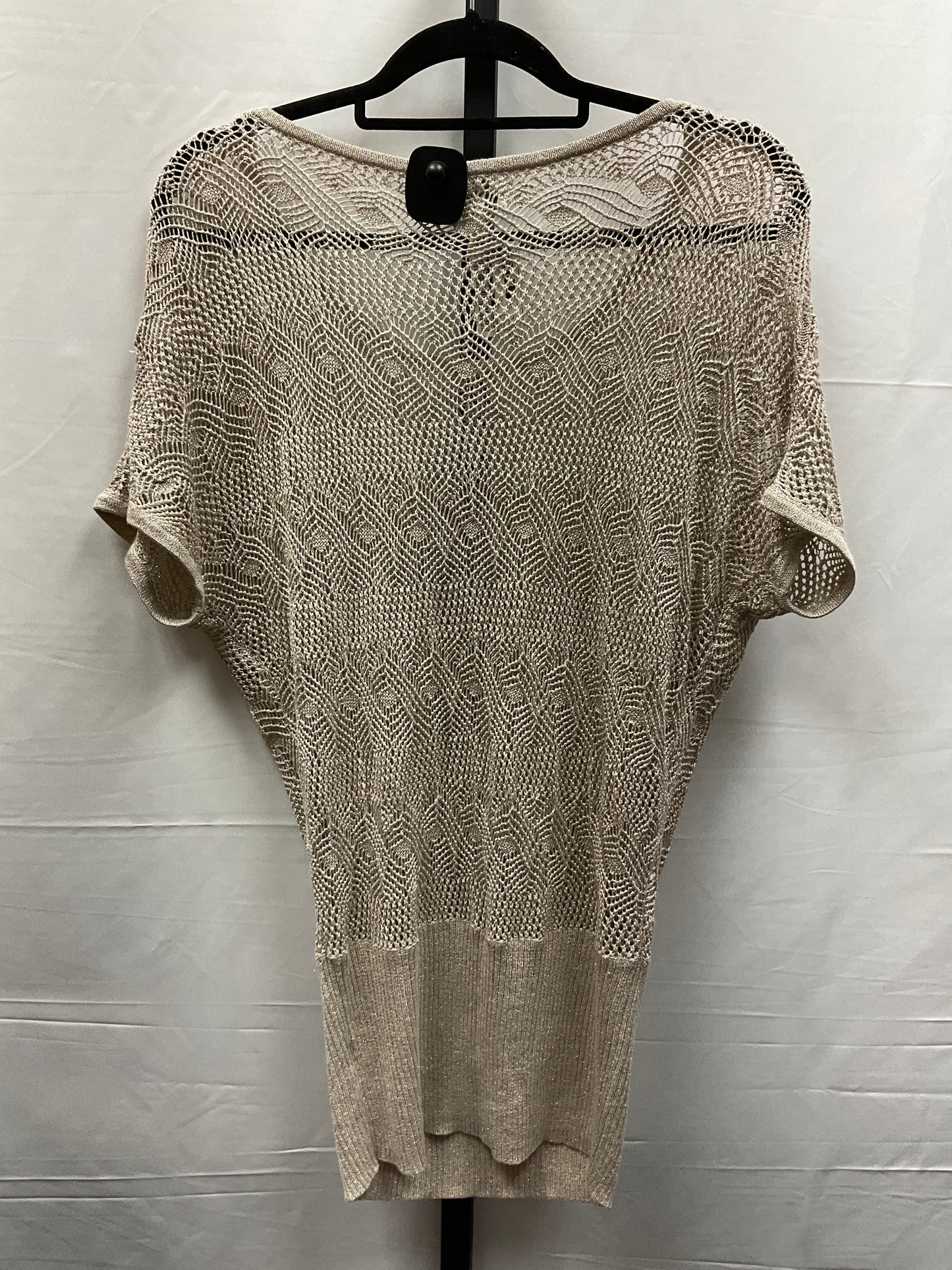 Tan Top Short Sleeve Cache, Size L