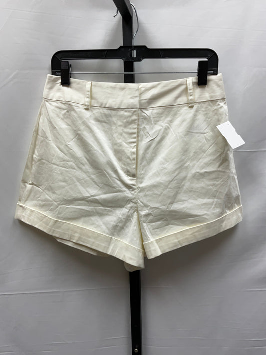 Cream Shorts Clothes Mentor, Size 8