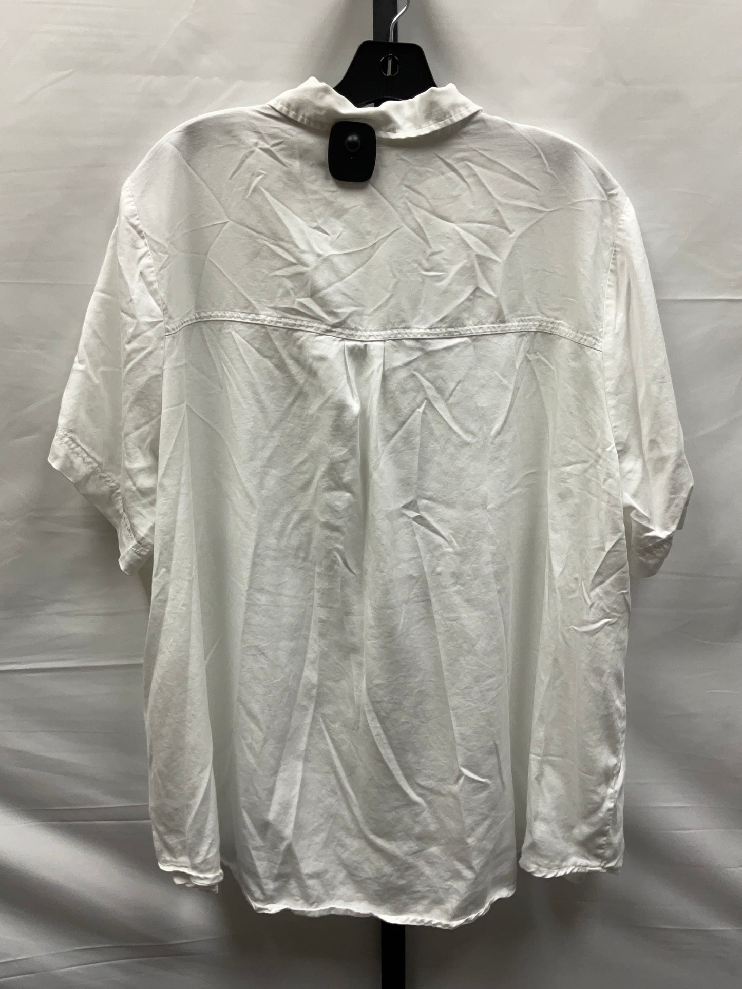 White Top Short Sleeve Terra & Sky, Size 2x