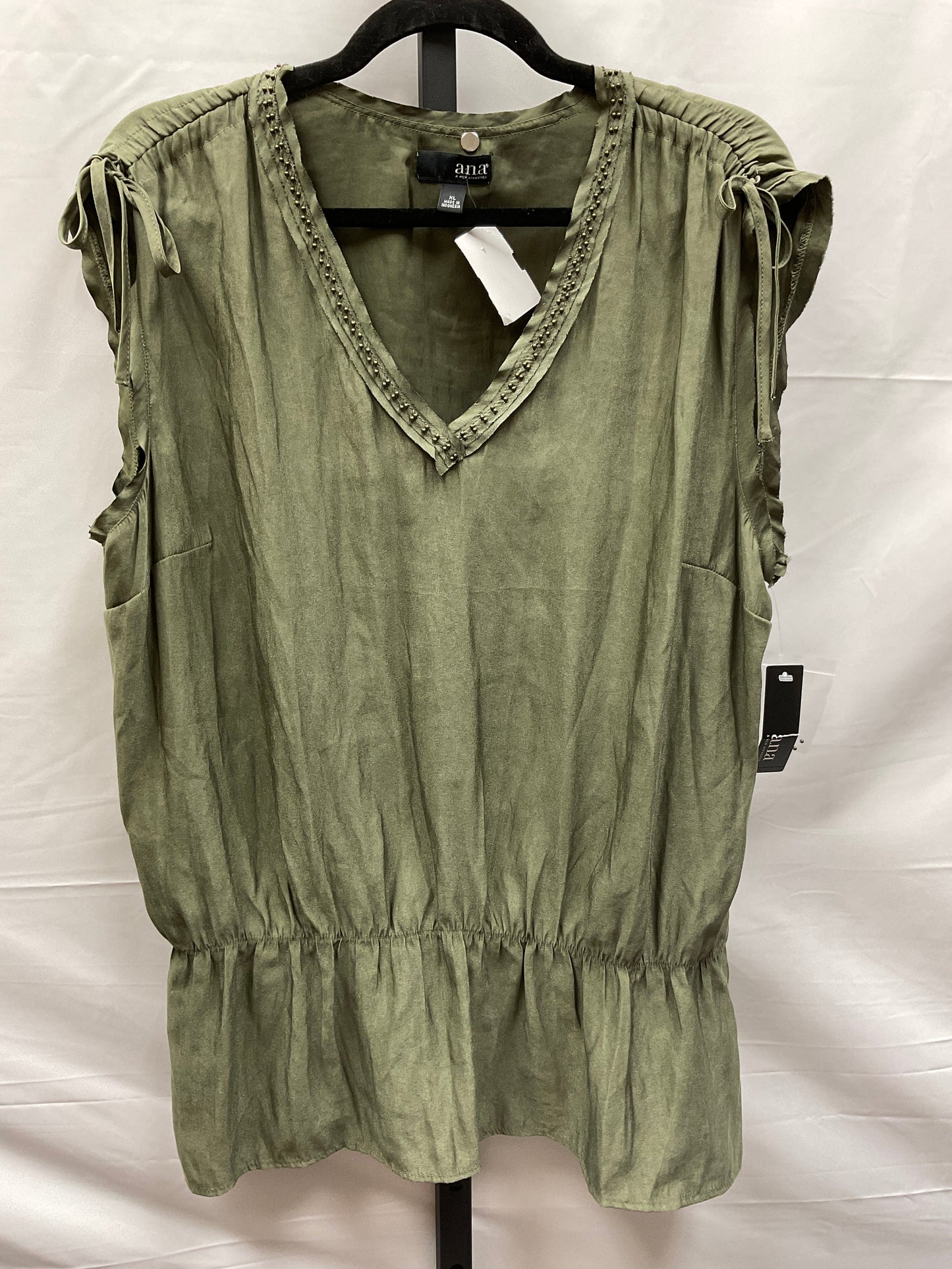 Green Top Sleeveless Ana, Size Xl