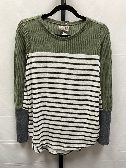 Multi-colored Top Long Sleeve Maurices, Size Xs