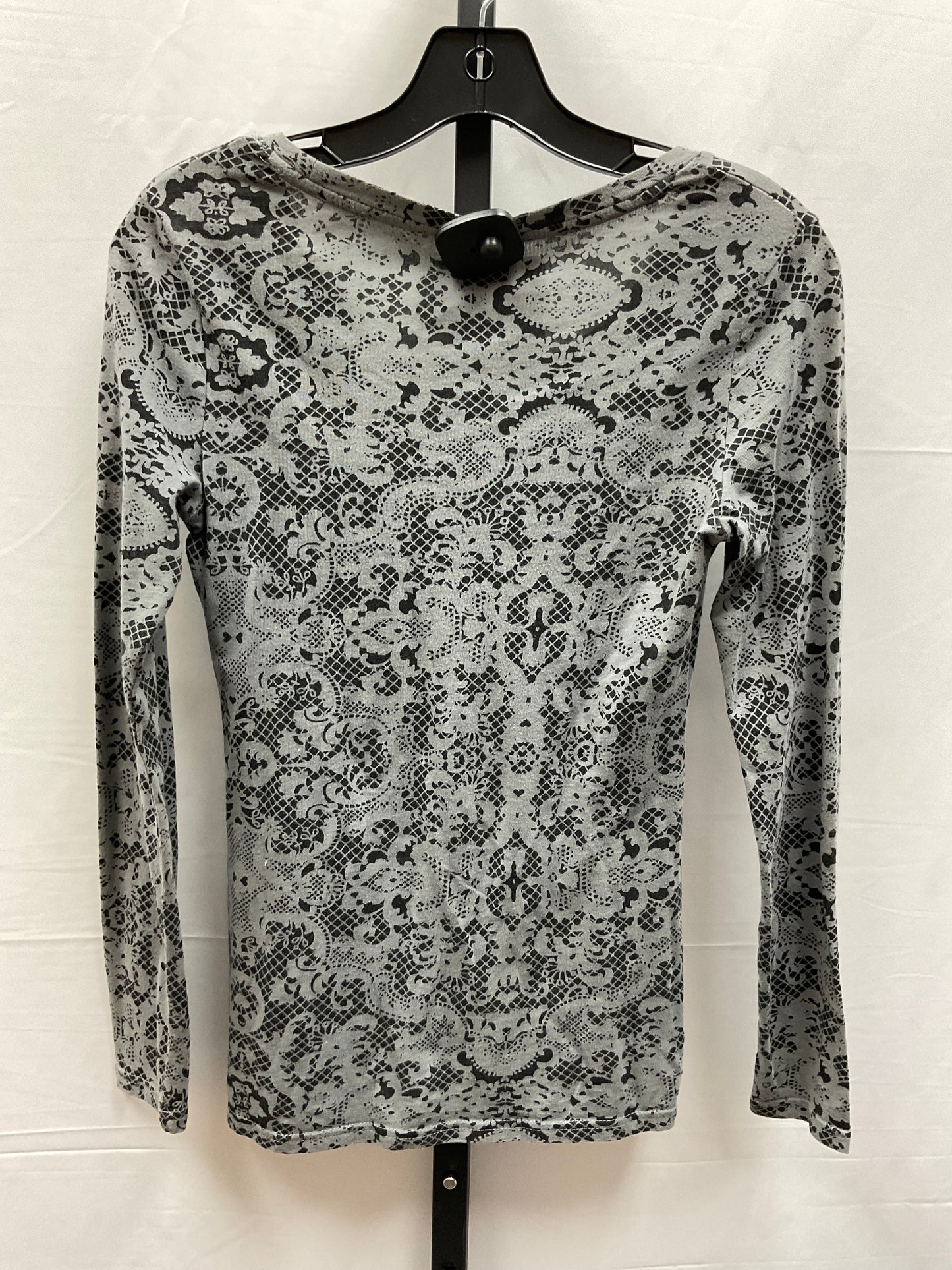 Black & Grey Top Long Sleeve Basic No Boundaries, Size S