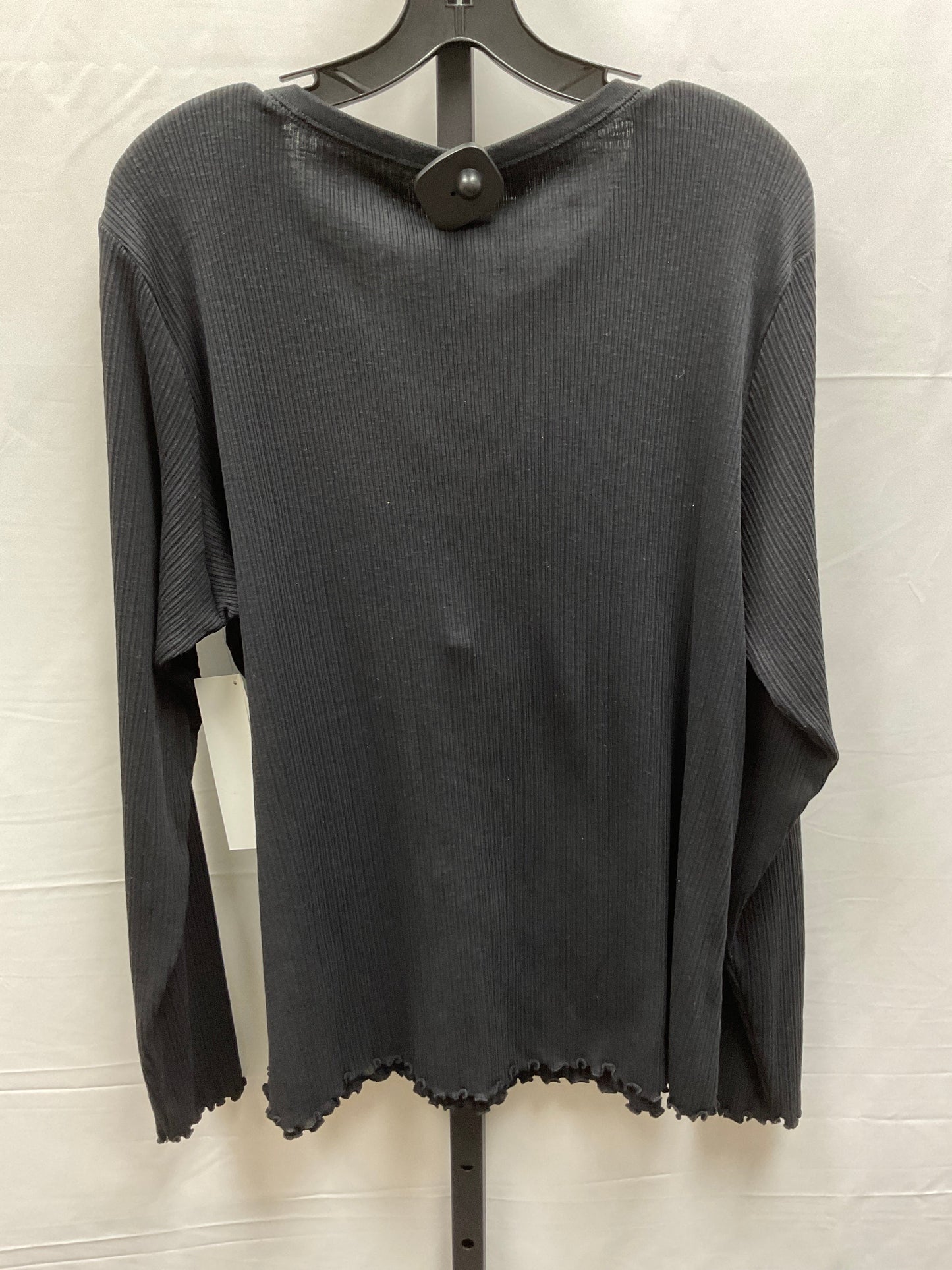 Top Long Sleeve By Old Navy In Black, Size: Xxl