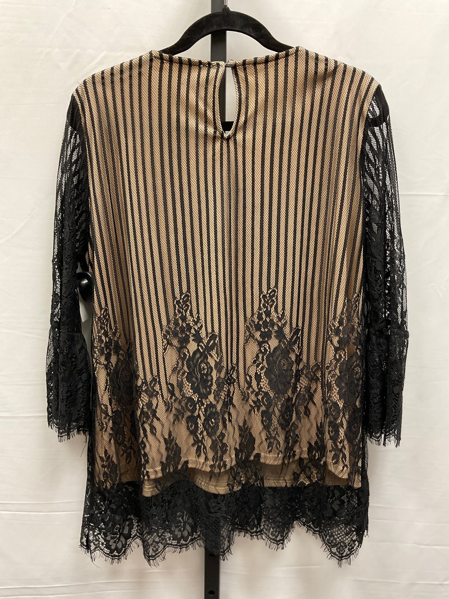 Top Long Sleeve By Andree By Unit In Black & Tan, Size: M