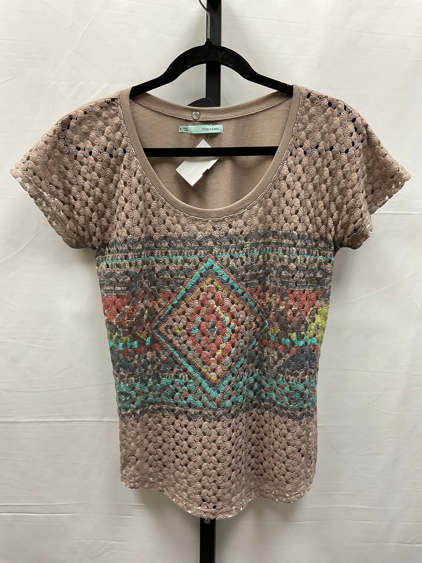 Top Short Sleeve By Maurices In Multi-colored, Size: S