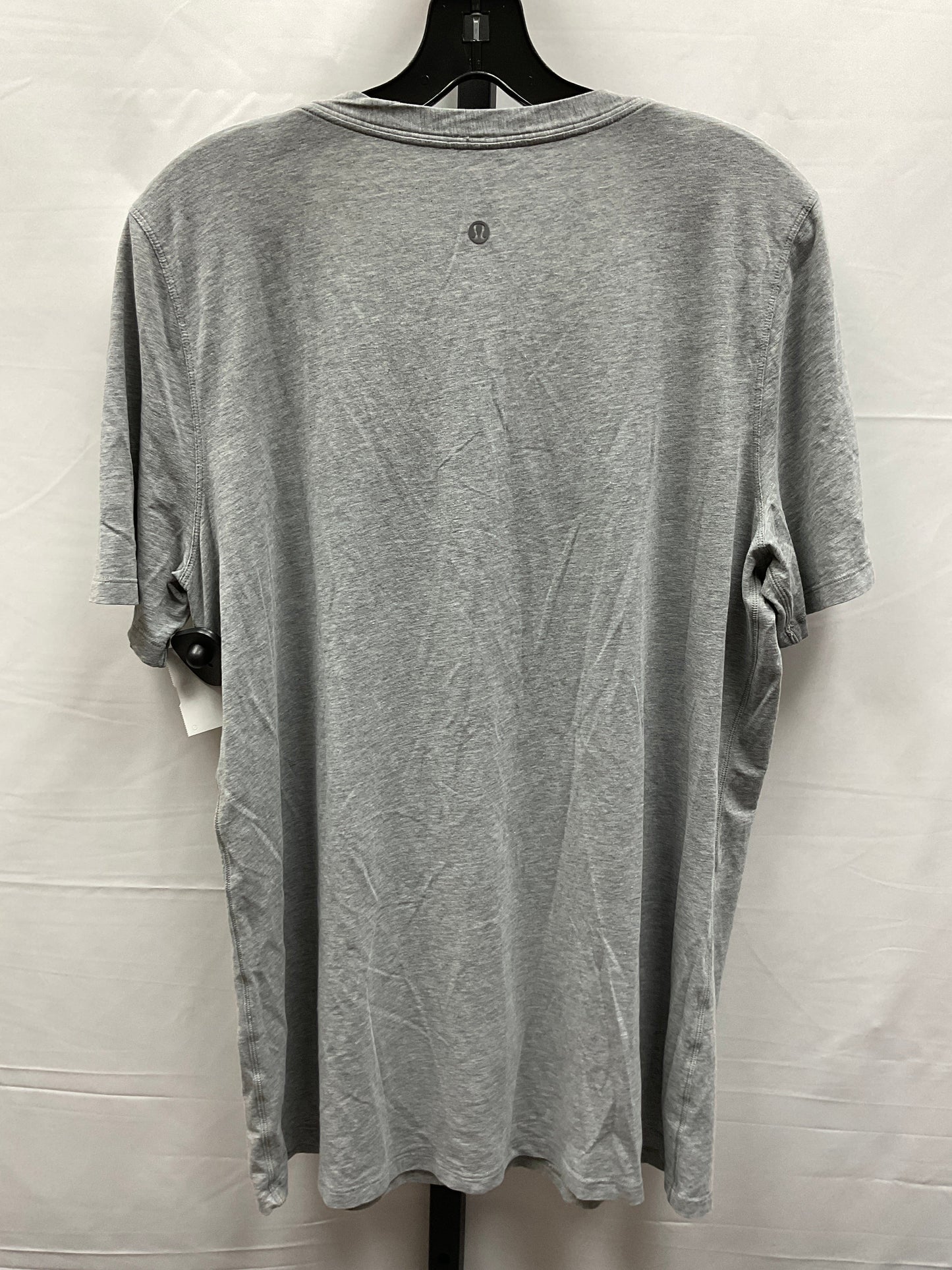 Athletic Top Short Sleeve By Lululemon In Grey, Size: 8