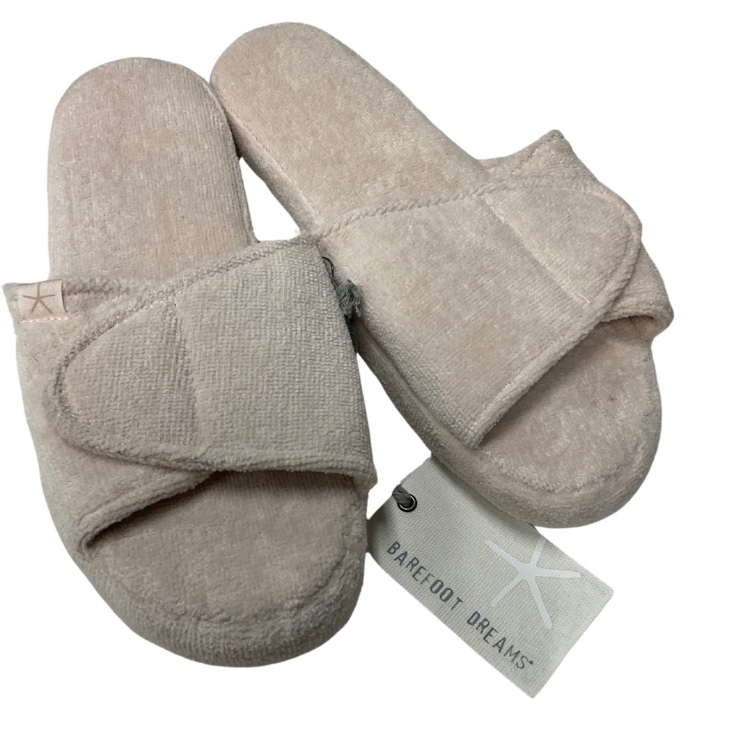 Slippers By Barefoot Dreams In Beige