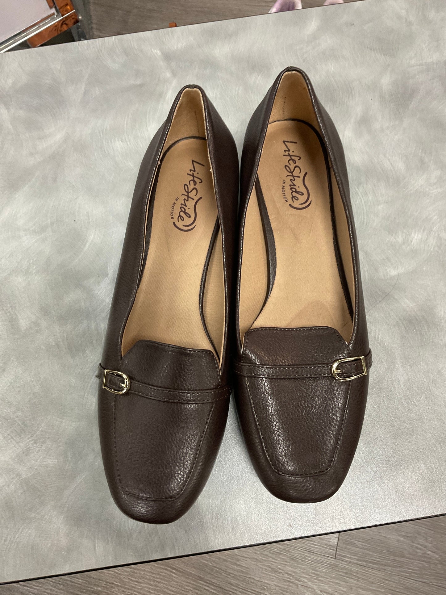 Shoes Flats By Life Stride In Brown, Size: 8.5