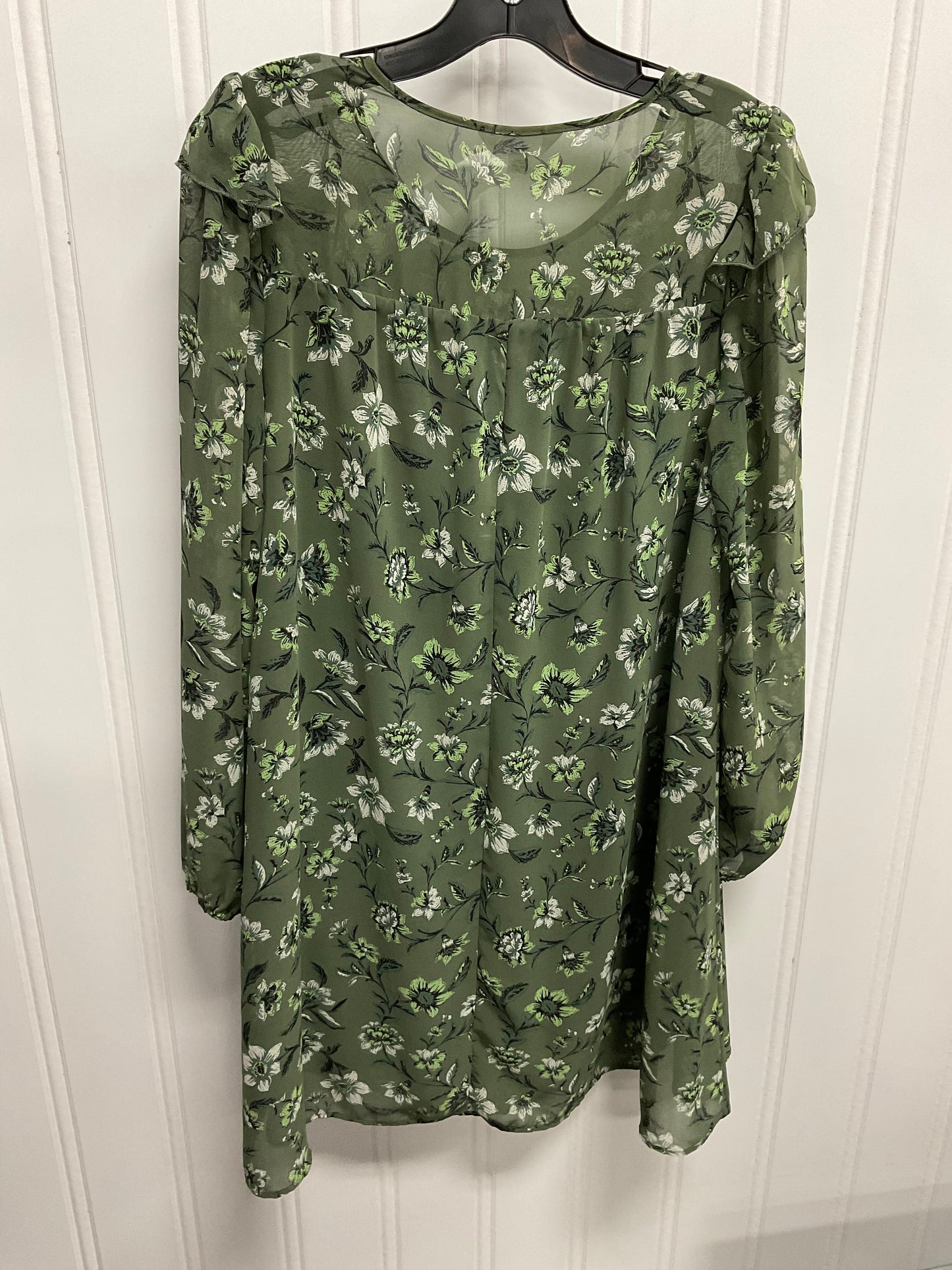 Dress Casual Short By Time And Tru In Green, Size: M