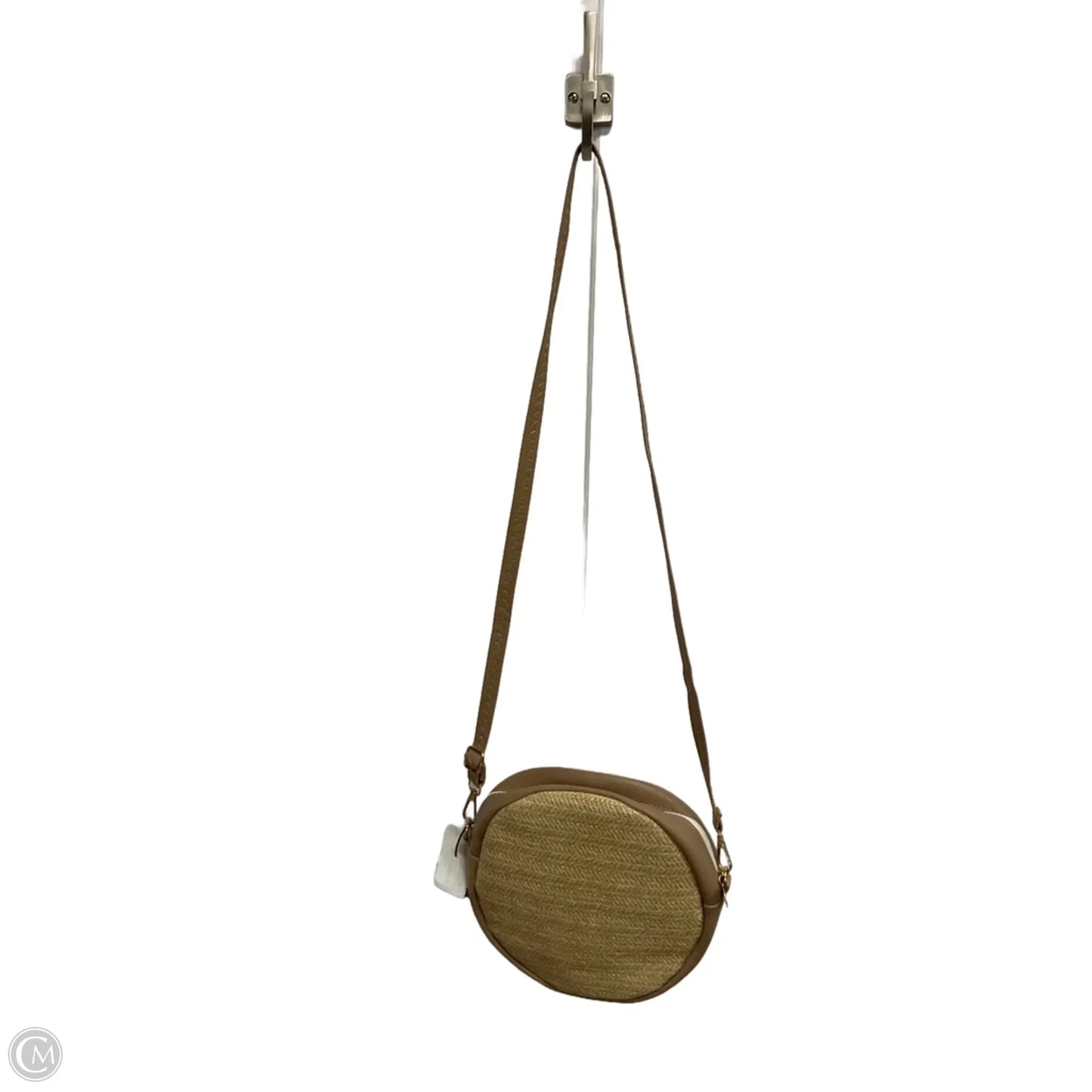 Crossbody By Clothes Mentor, Size: Medium
