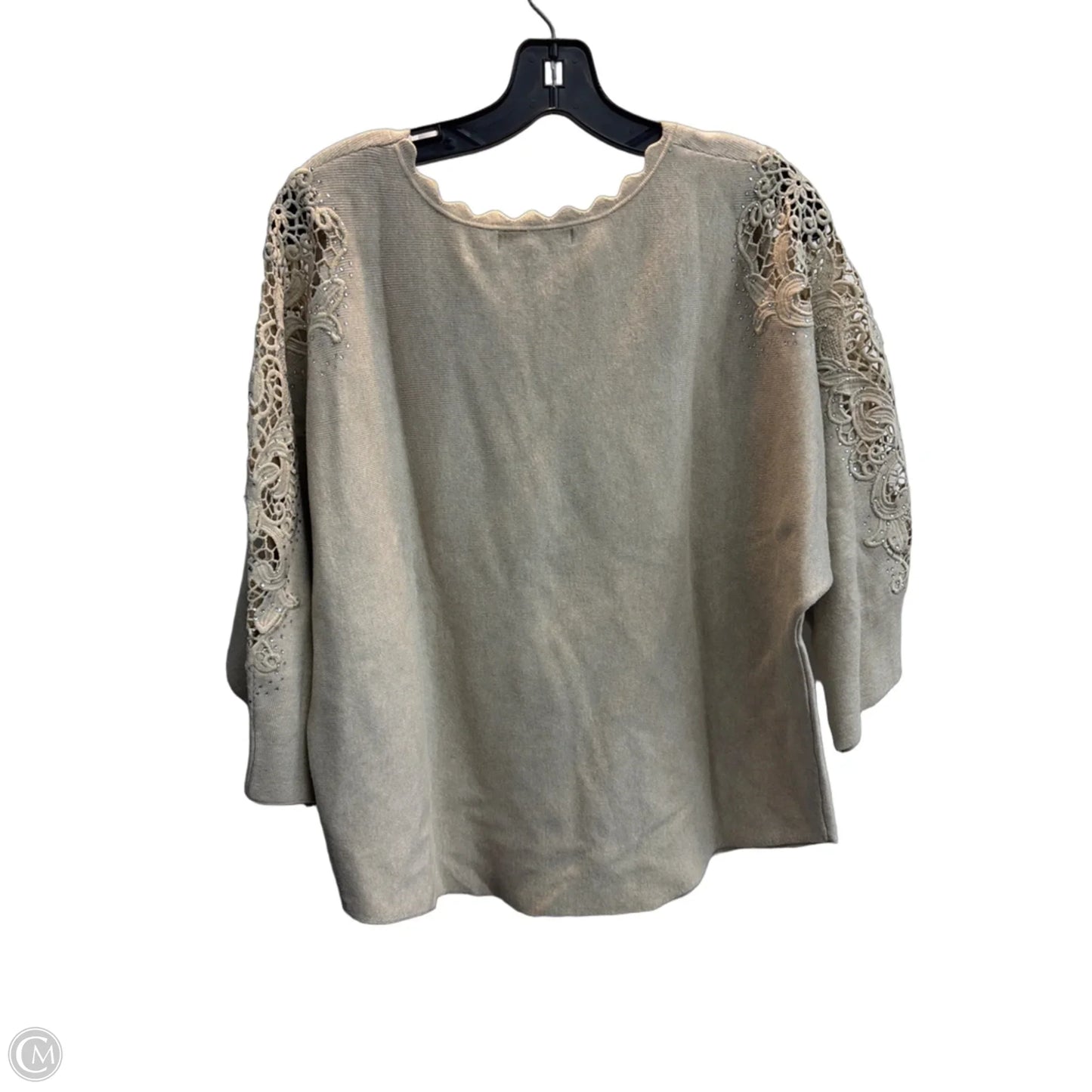 Top Long Sleeve By Clothes Mentor In Beige, Size: M