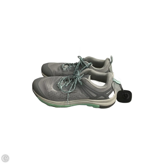 Shoes Athletic By Keen In Grey, Size: 8