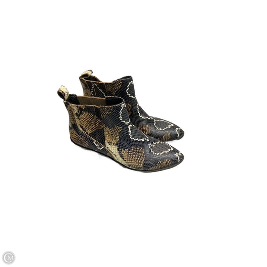 Boots Ankle Heels By Crown Vintage In Snakeskin Print, Size: 10