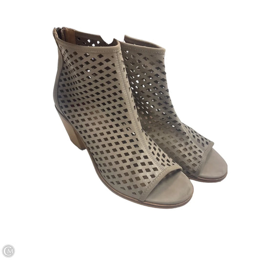 Boots Ankle Heels By Kelsi Dagger In Taupe, Size: 10
