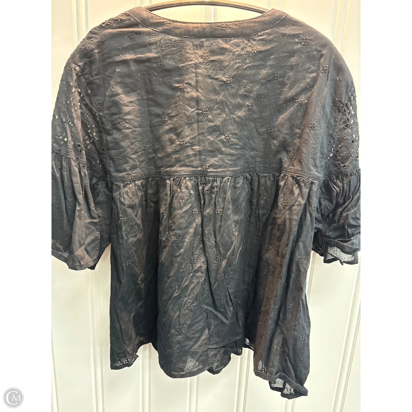 Top Short Sleeve By Gap In Black, Size: L