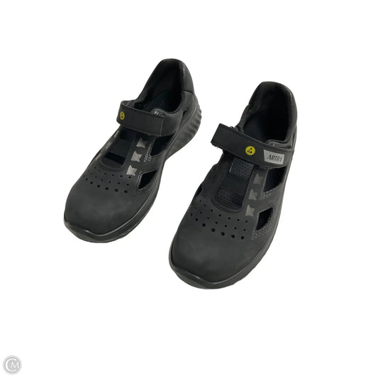 Shoes Sneakers By Clothes Mentor In Black, Size: 11