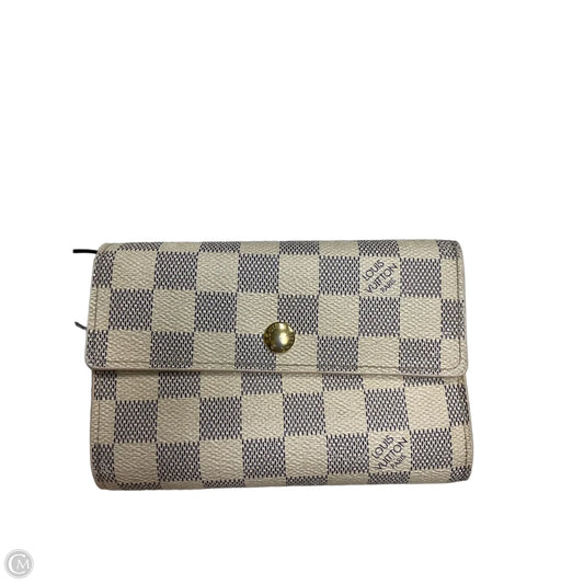 Wallet Luxury Designer By Louis Vuitton, Size: Medium
