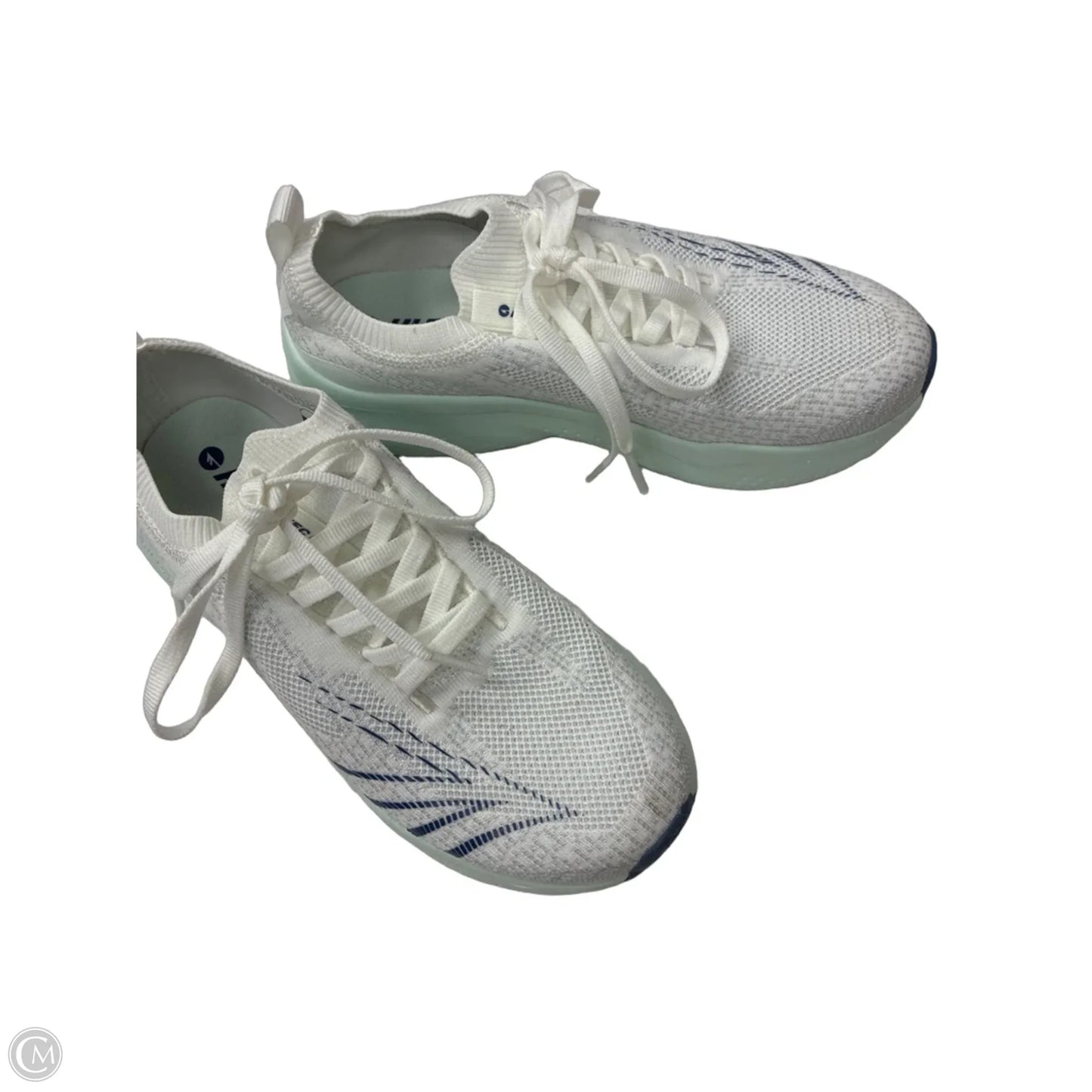 Shoes Athletic By Clothes Mentor In White, Size: 6.5