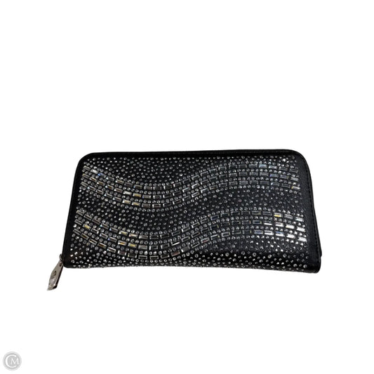 Wallet By Clothes Mentor, Size: Medium
