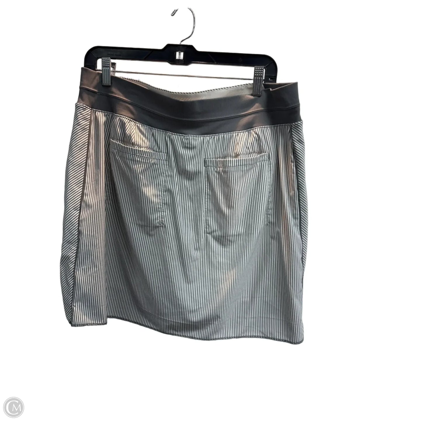 Athletic Skort By Athleta In Striped Pattern, Size: L