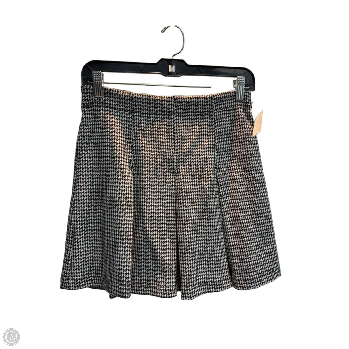 Skirt Mini & Short By Max Studio In Black & Grey, Size: S