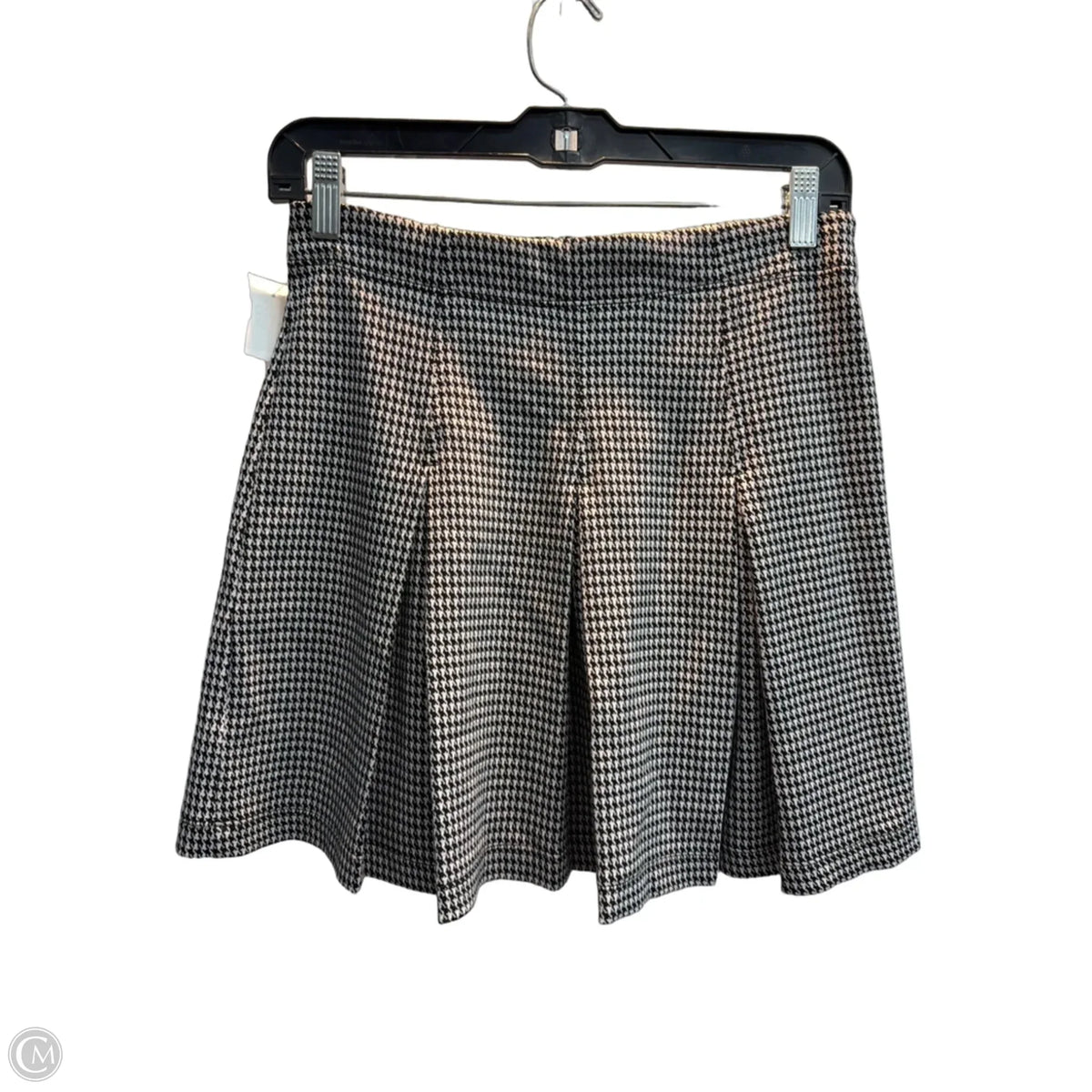Skirt Mini & Short By Max Studio In Black & Grey, Size: S