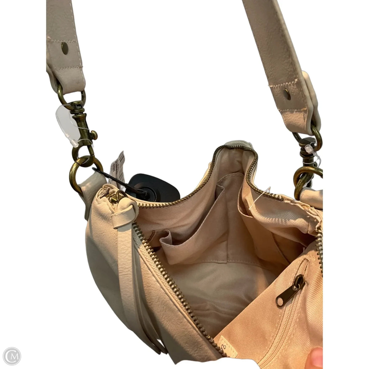 Handbag By Universal Thread, Size: Medium