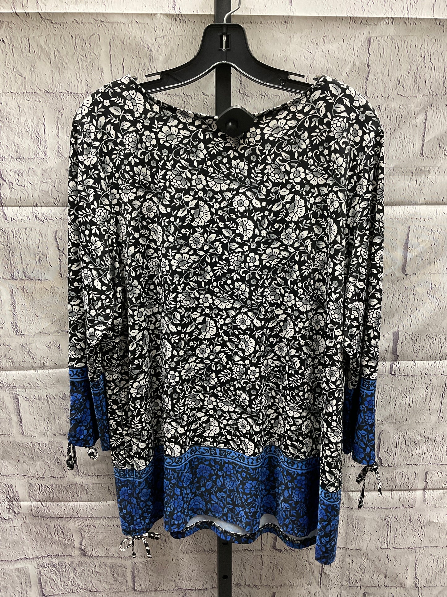 Top Long Sleeve By Clothes Mentor  Size: L