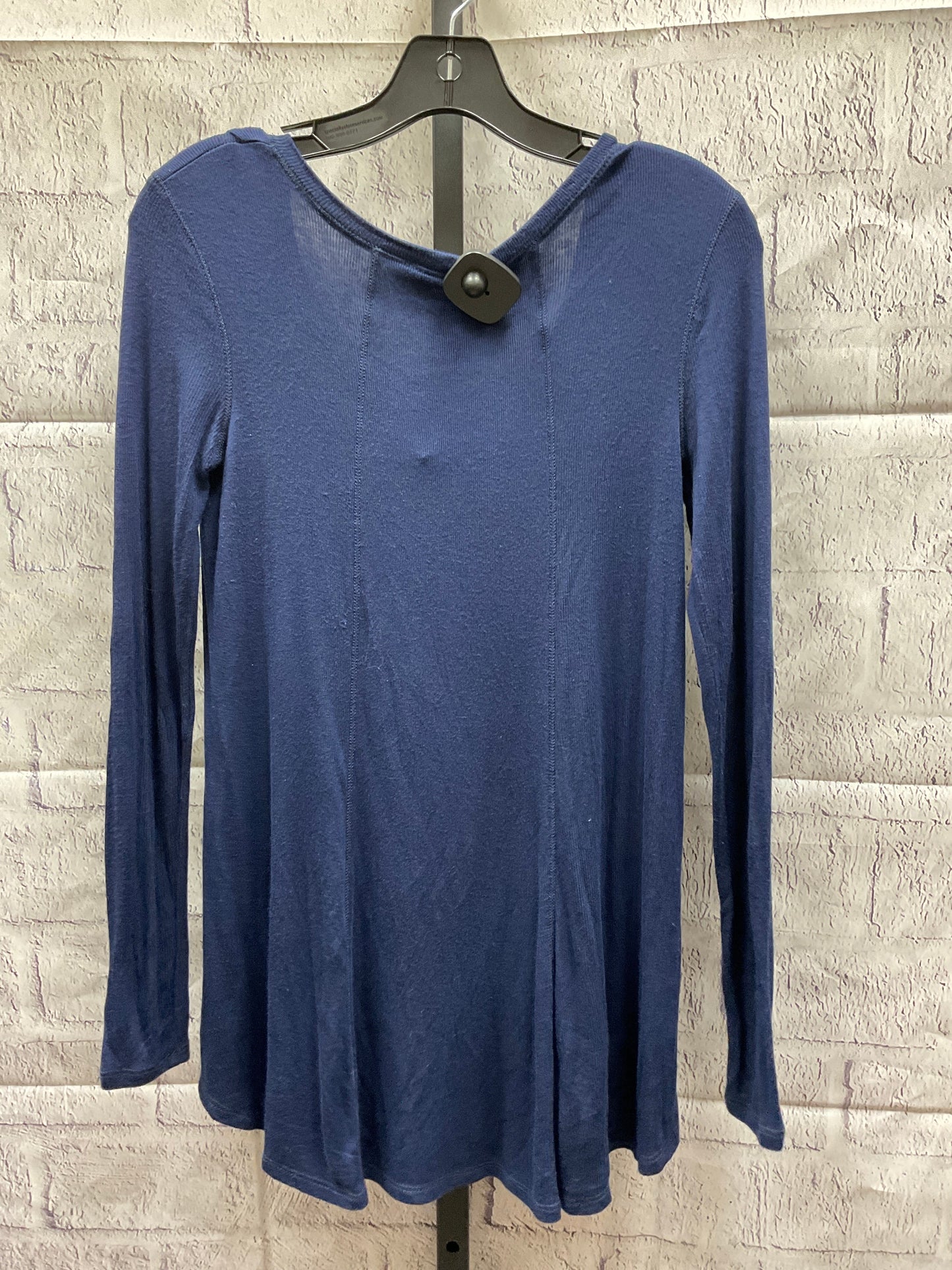 Top Long Sleeve By Bcbgmaxazria  Size: Xs