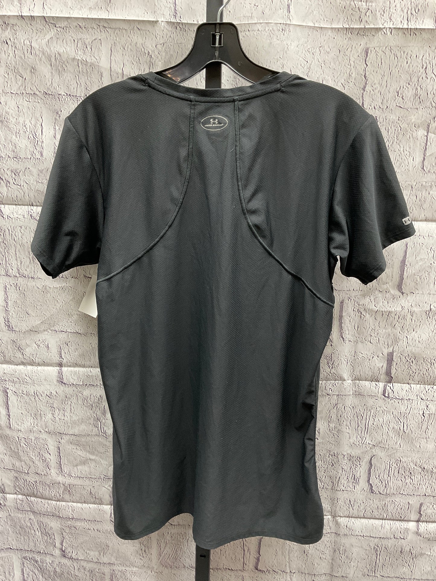 Athletic Top Short Sleeve By Under Armour  Size: Xl