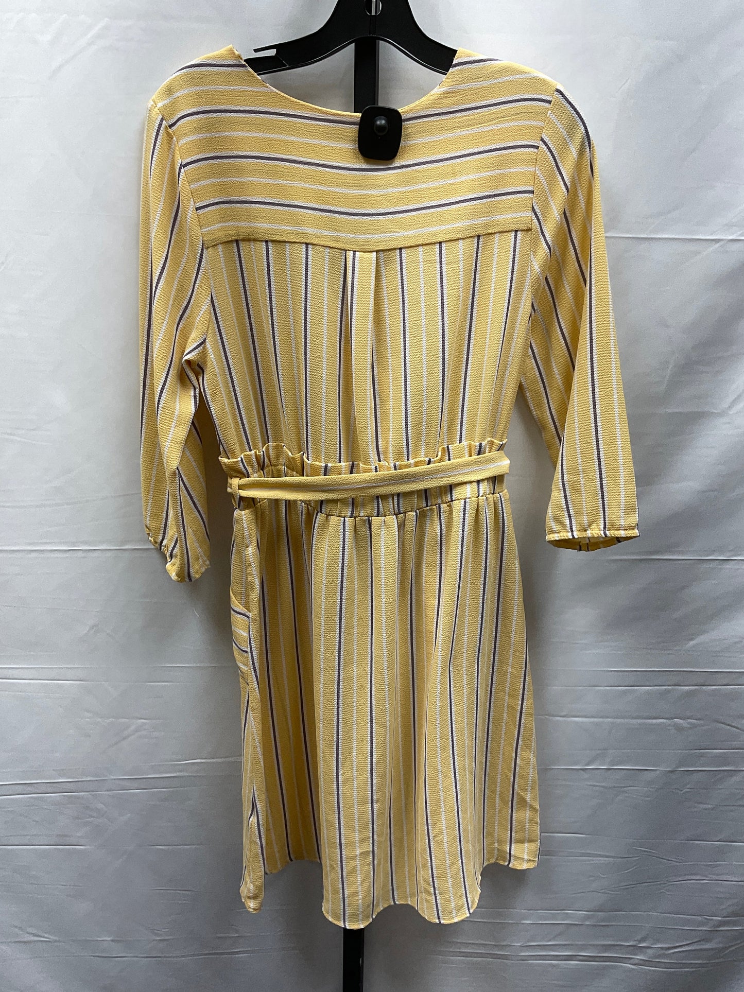 Yellow Dress Casual Midi Monteau, Size L