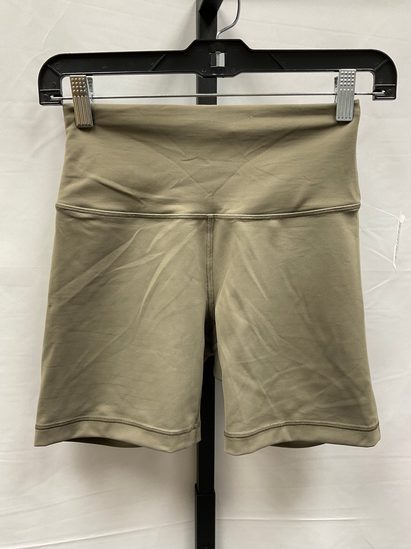 Green Athletic Shorts Lululemon, Size 6