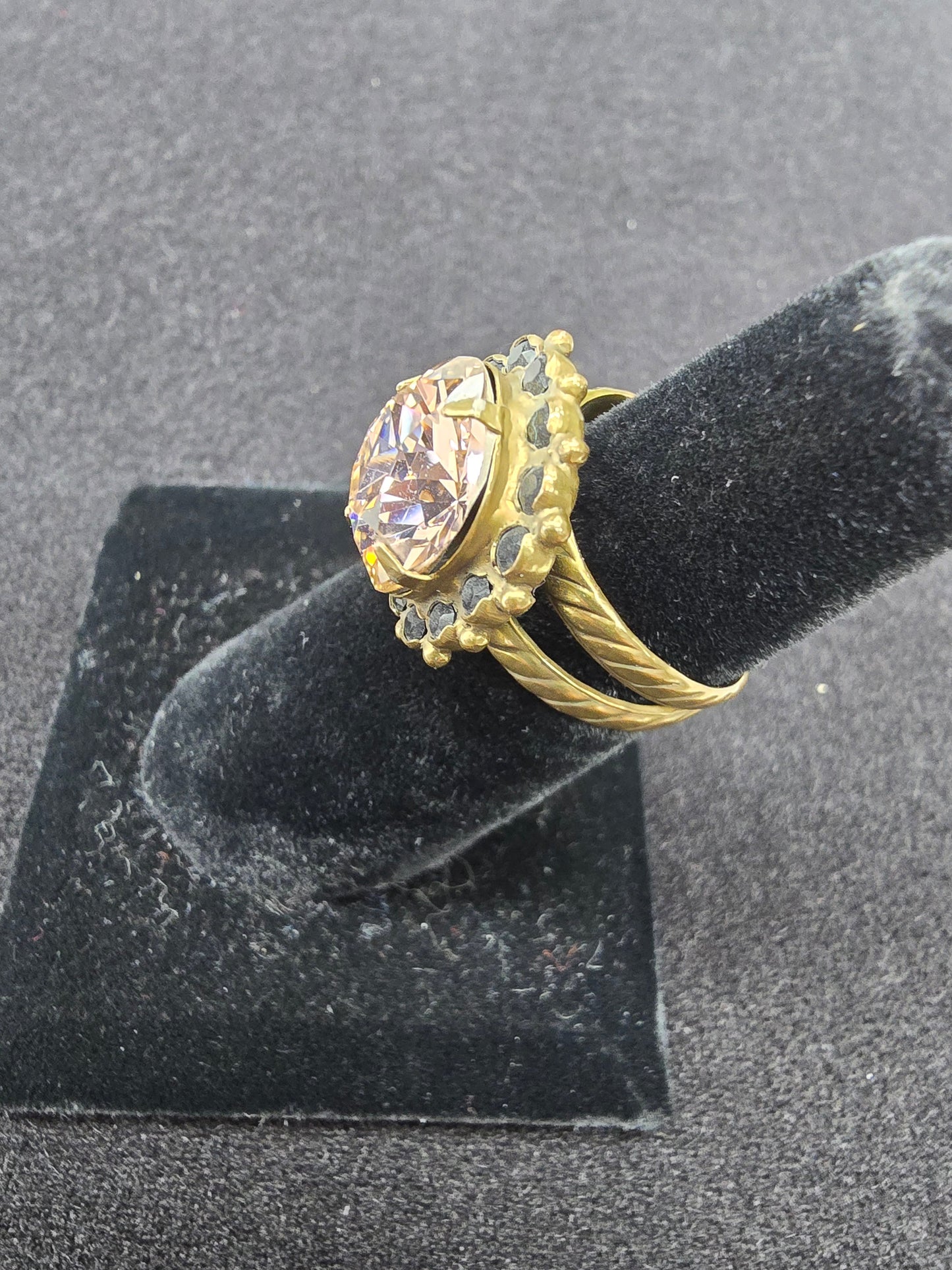 Ring Statement Sorrelli