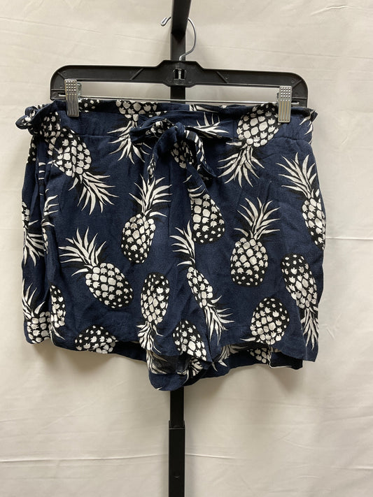 Blue & White Shorts Maurices, Size L