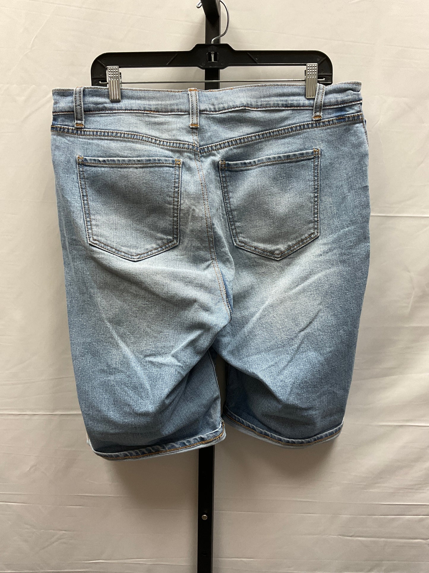 Blue Denim Shorts Old Navy, Size 16