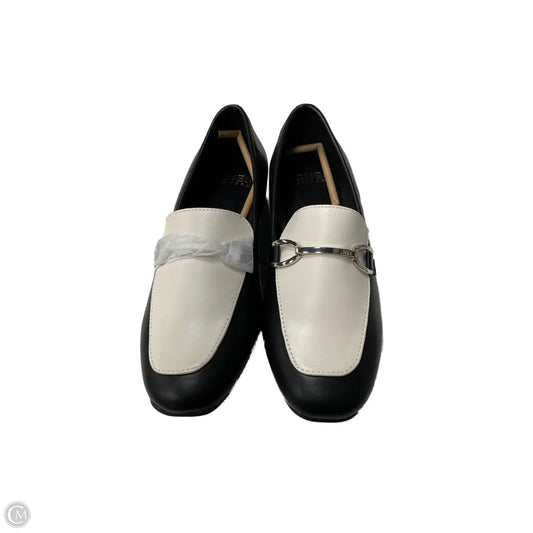 Shoes Flats By Jones New York In Black & White, Size: 6.5
